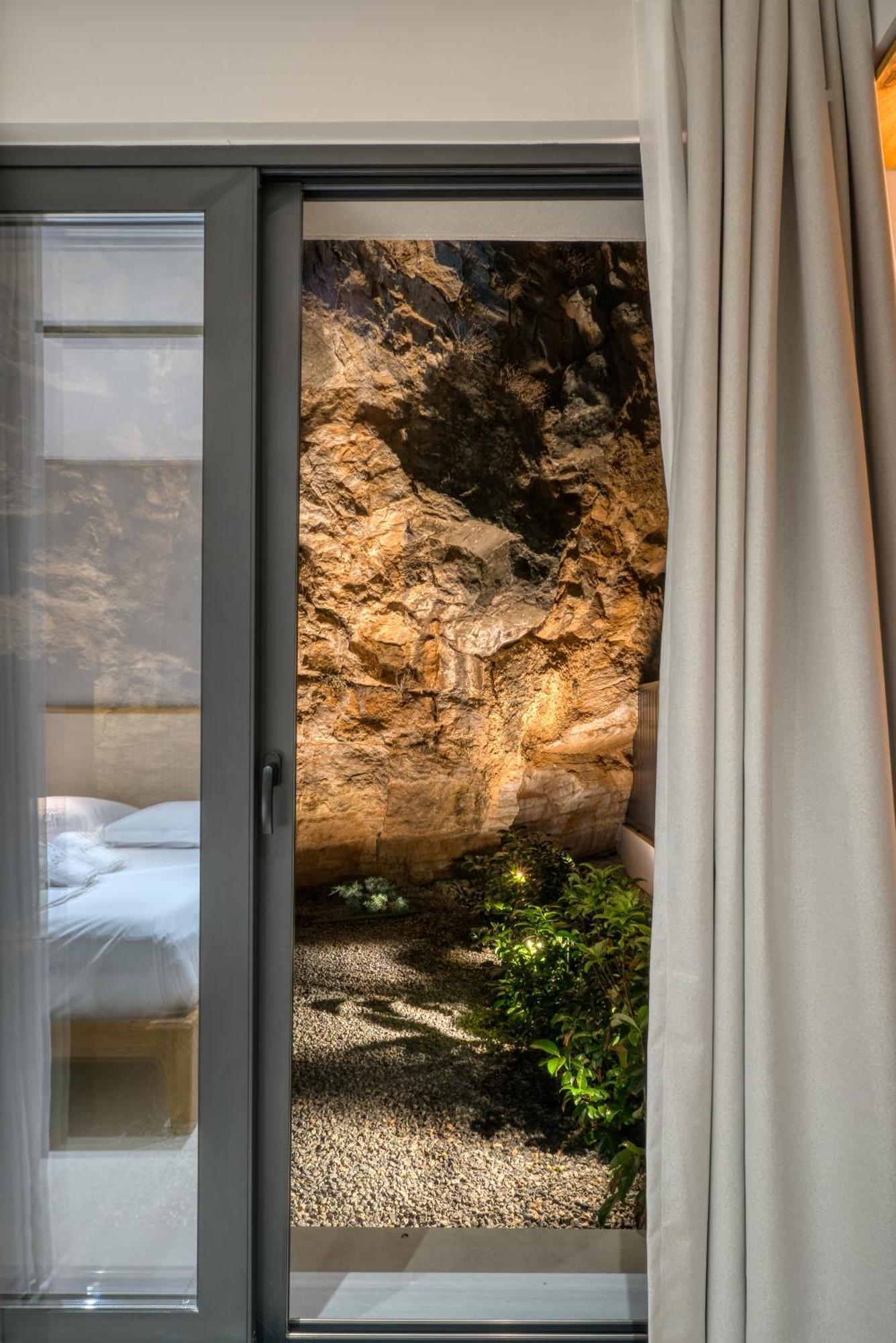 Anima Deluxe Suites Нафплион Экстерьер фото